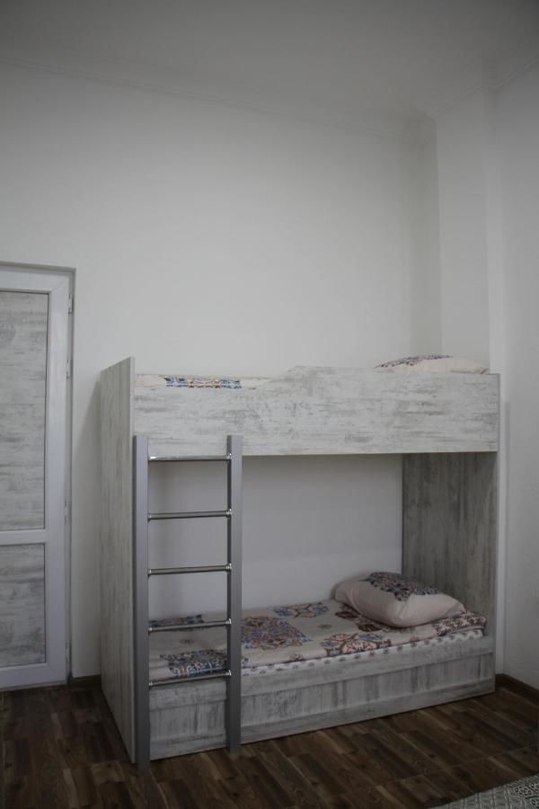 Хостелы Hostel Mandaria Кутаиси-21